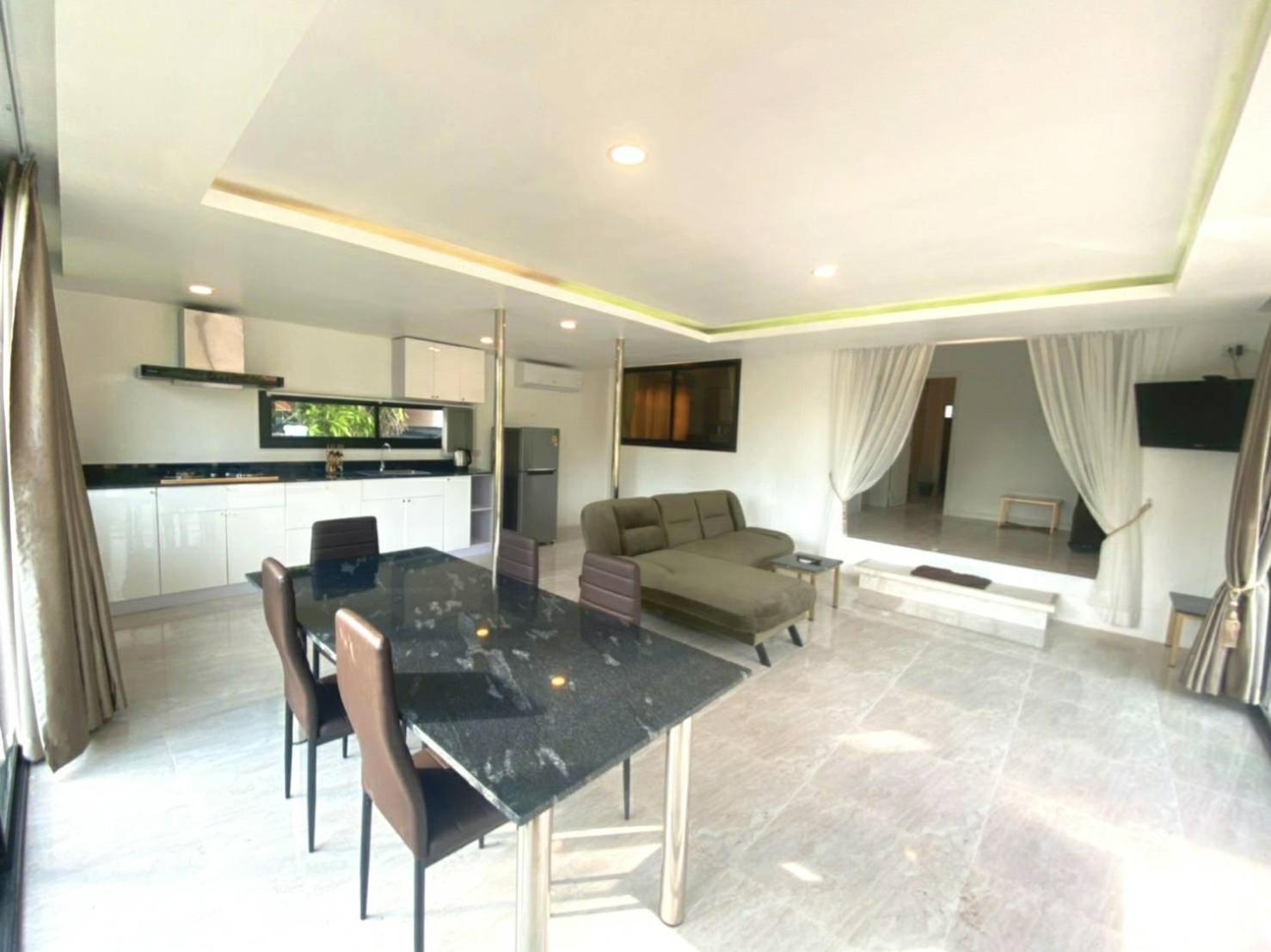 Baan Golden Resort & Residences Сам Рой Йот Екстериор снимка