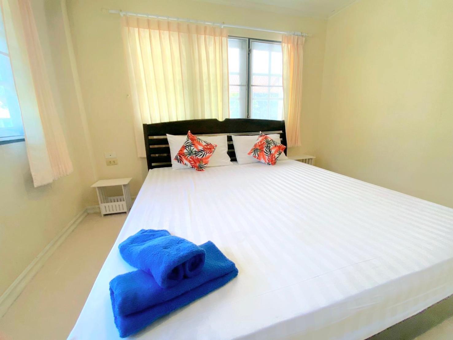 Baan Golden Resort & Residences Сам Рой Йот Екстериор снимка