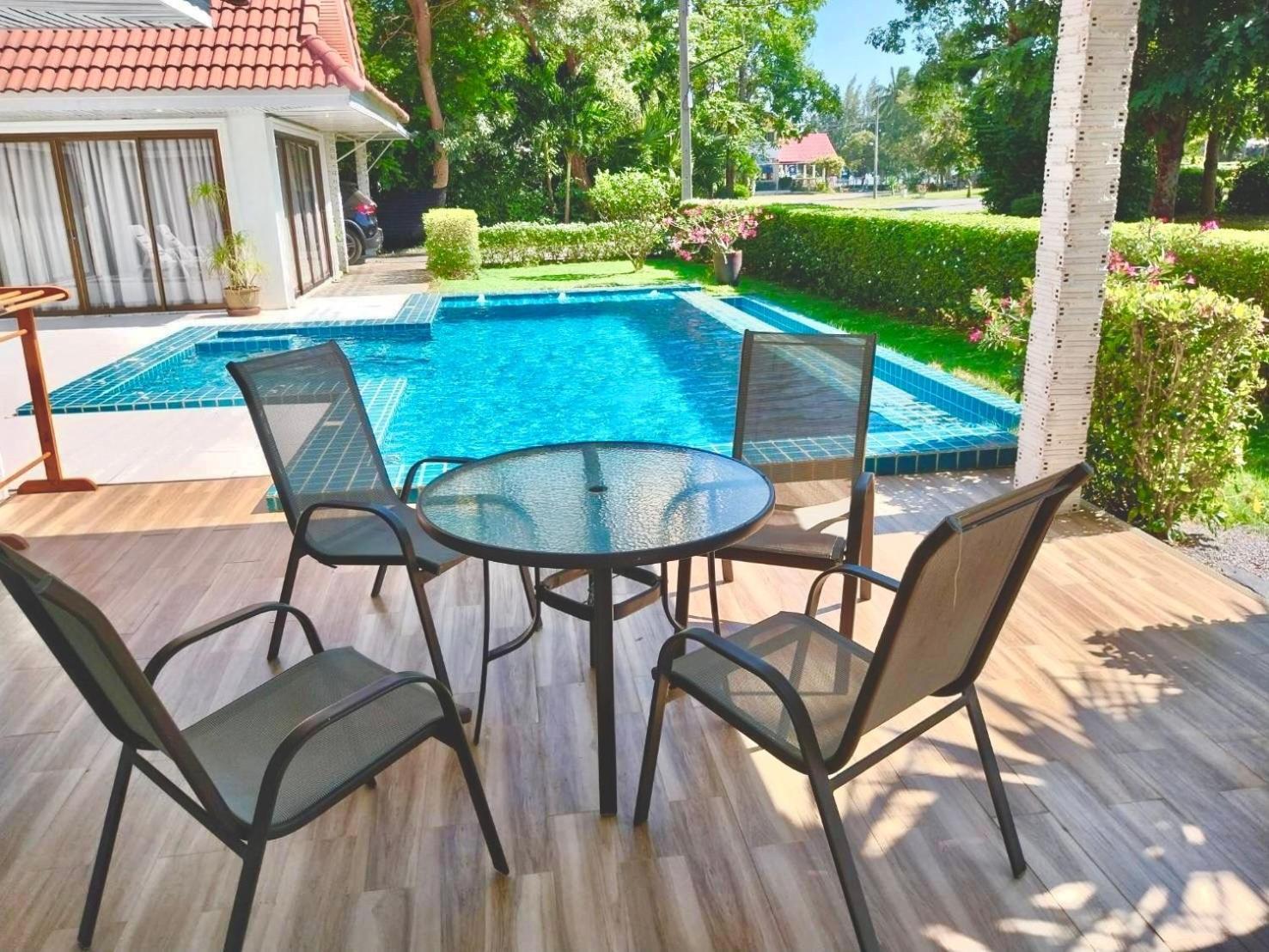 Baan Golden Resort & Residences Сам Рой Йот Екстериор снимка