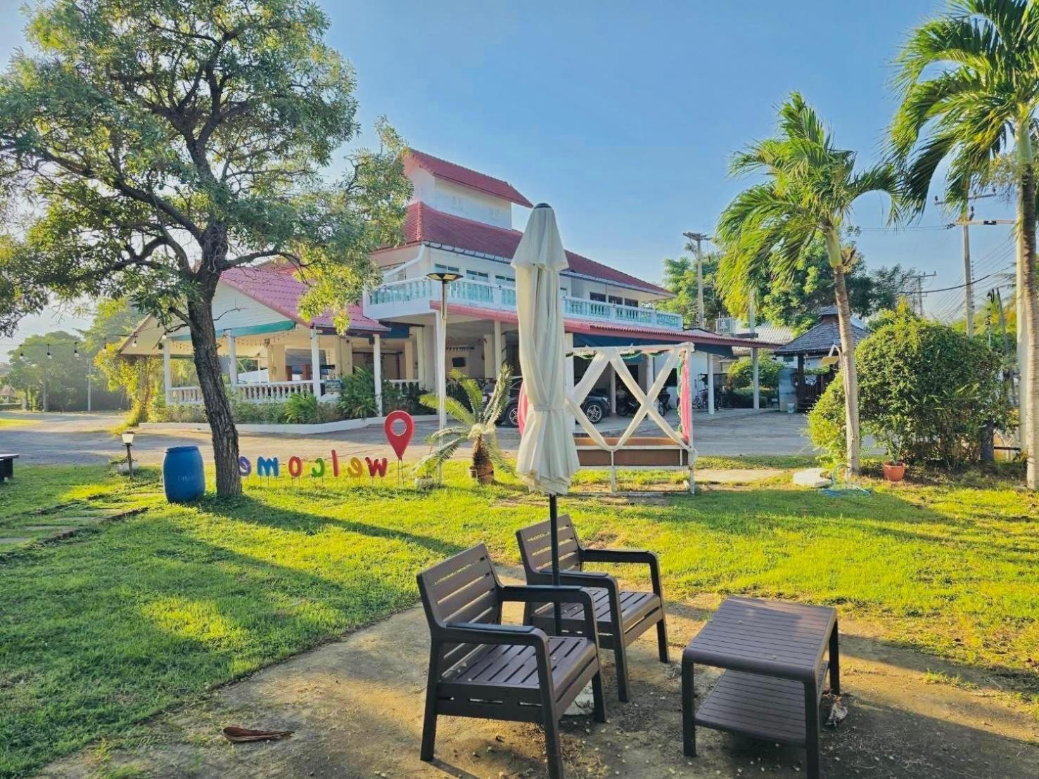 Baan Golden Resort & Residences Сам Рой Йот Екстериор снимка